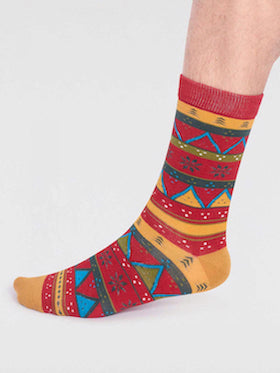 Socken Dreiecke und Punkte, rot